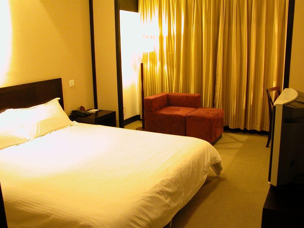 Baolong Homelike Hotel - Wusong Branch Şanghay Dış mekan fotoğraf